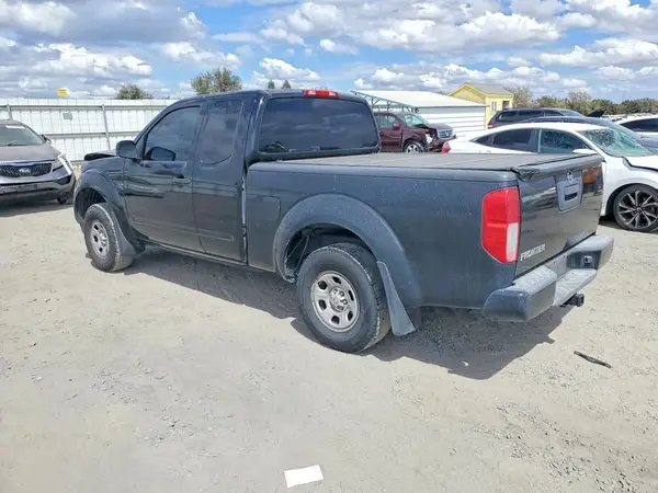 1N6BD0CT0HN736502 — 2017 Nissan Navara (Frontier), фото 2 с аукциона Copart 29.09.2026, Передняя часть