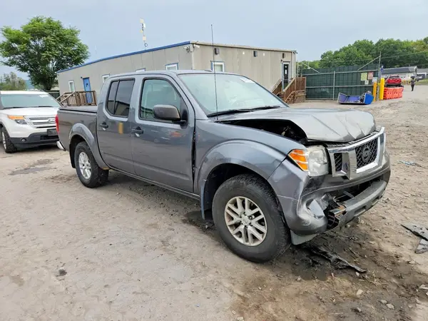 1N6AD0EV9HN741983 — 2017 Nissan Navara (Frontier), фото 4 с аукциона Copart, Передняя часть
