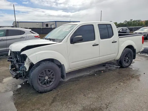 1N6DD0ER7HN738676 — 2017 Nissan Navara (Frontier), Передняя часть (Front End), фото до ремонта