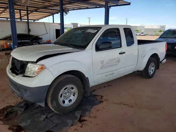 1N6BD0CT5HN732848 — 2017 Nissan Navara (Frontier), Передняя часть (Front End), фото до ремонта