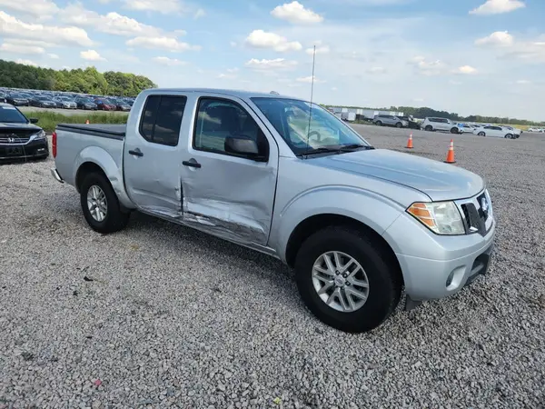 1N6AD0ERXHN702273 — 2017 Nissan Navara (Frontier), фото 4 с аукциона Copart 13.10.2026, Боковая часть