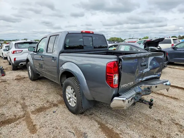 1N6DD0EV3HN744908 — 2017 Nissan Navara (Frontier), фото 2 с аукциона Copart 13.10.2026, Повреждения со всех сторон