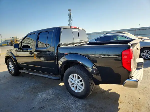 1N6AD0ER8HN703535 — 2017 Nissan Navara (Frontier), фото 2 с аукциона Copart, Вандализм