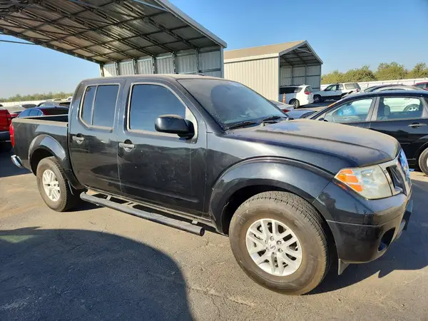 1N6AD0ER8HN703535 — 2017 Nissan Navara (Frontier), фото 4 с аукциона Copart, Вандализм