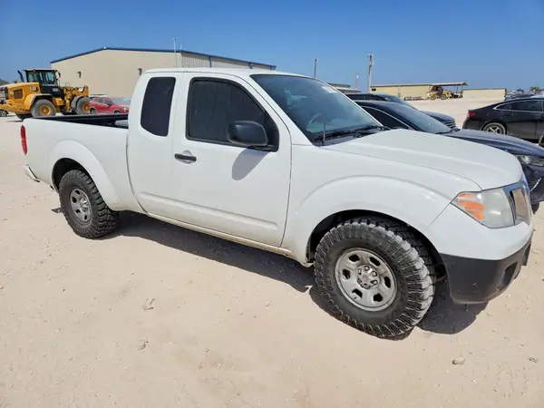 1N6BD0CT0KN777865 — 2019 Nissan Navara (Frontier), фото 4 с аукциона Copart 04.10.2026, Мелкие вмятины и царапины