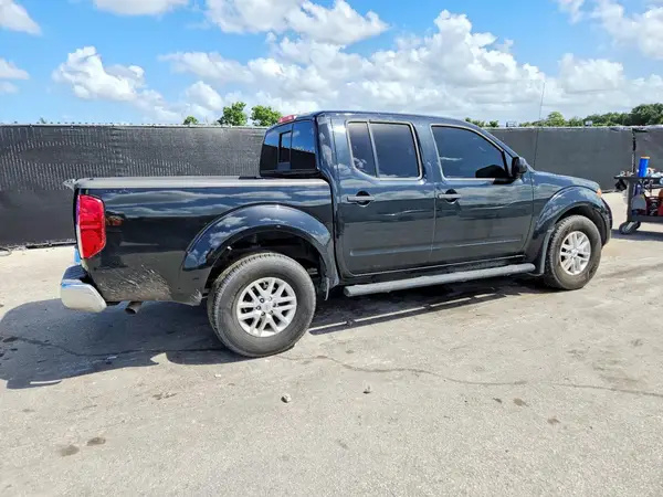 1N6DD0ER1KN729897 — 2019 Nissan Navara (Frontier), фото 3 с аукциона Copart, Боковая часть
