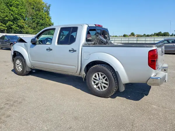 1N6AD0EV0KN798404 — 2019 Nissan Navara (Frontier), фото 2 с аукциона Copart, Передняя часть