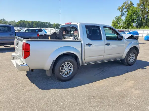1N6AD0EV0KN798404 — 2019 Nissan Navara (Frontier), фото 3 с аукциона Copart, Передняя часть