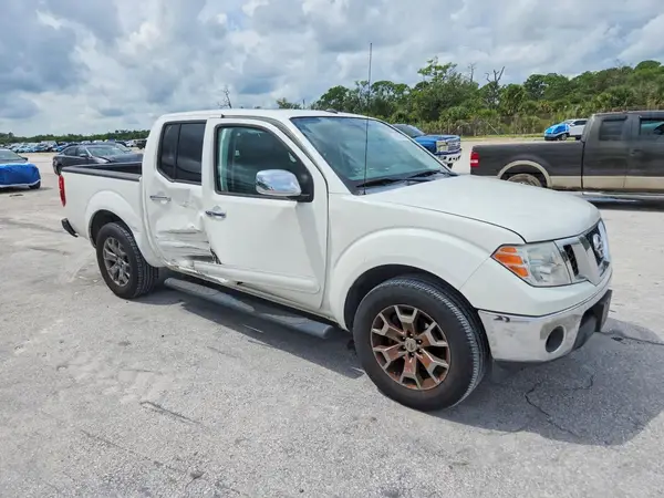 1N6AD0ER6KN750599 — 2019 Nissan Navara (Frontier), фото 4 с аукциона Copart, Боковая часть