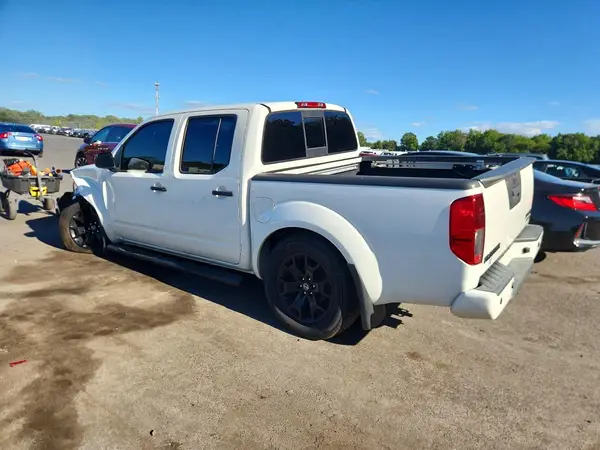 1N6ED0EB5MN722056 — 2021 Nissan Navara (Frontier), фото 2 с аукциона Copart, Передняя часть
