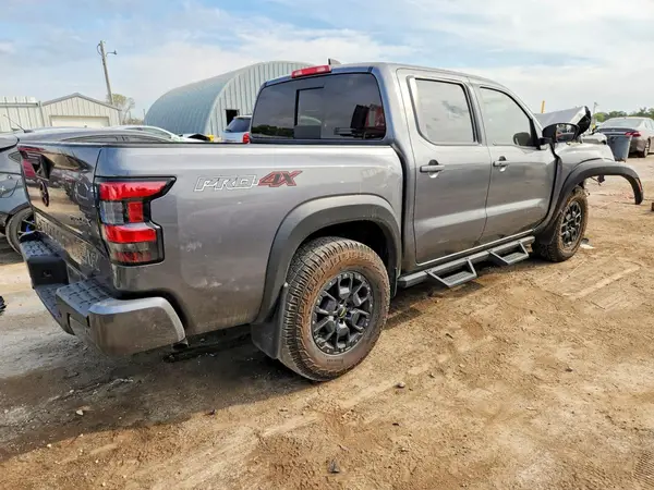 1N6ED1EK8PN604237 — 2023 Nissan Navara (Frontier), фото 3 с аукциона Copart, Передняя часть