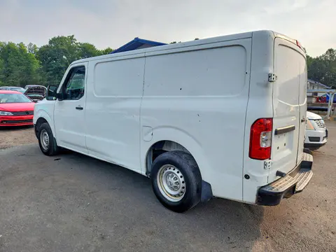 2014 Nissan NV VIN 1N6BF0KX2EN105678 фото 2
