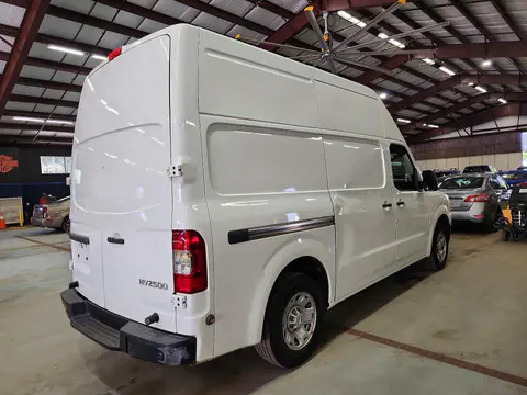 2018 Nissan NV VIN 1N6BF0LY3JN807221 фото 3
