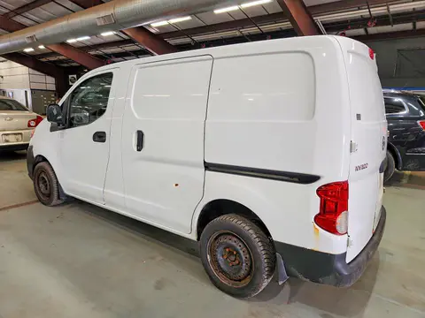 2015 Nissan NV200 VIN 3N6CM0KN9FK710541 фото 2