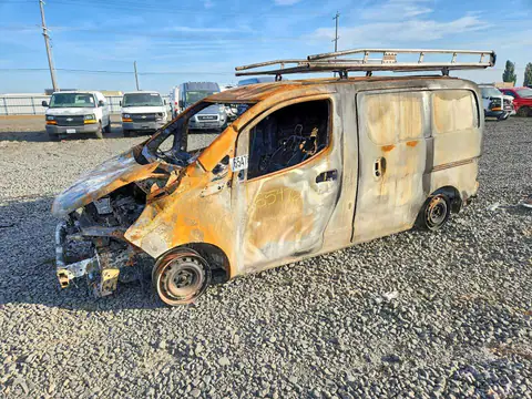 3N6CM0KN1GK701642 — 2016 Nissan NV200, Пожар (Burn), фото до ремонта