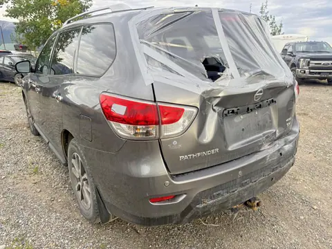 2015 Nissan Pathfinder VIN 5N1AR2MM4FC678272 фото 2