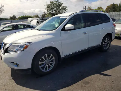 5N1AR2MN2FC711438 — 2015 Nissan Pathfinder, Задняя часть (Rear End), фото до ремонта