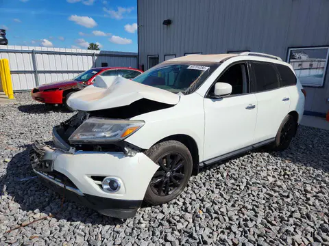 5N1AR2MM7FC656959 — 2015 Nissan Pathfinder, Передняя часть (Front End), фото до ремонта