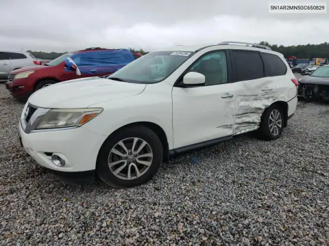 5N1AR2MN5GC650829 — 2016 Nissan Pathfinder, Задняя часть, фото до ремонта