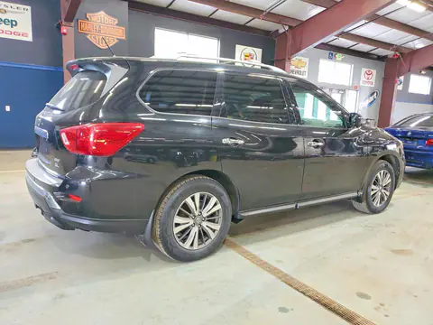 2017 Nissan Pathfinder VIN 5N1DR2MM8HC647428 фото 3