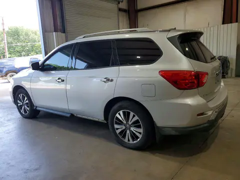 2017 NISSAN PATHFINDER VIN 5N1DR2MN7HC656923 фото 2