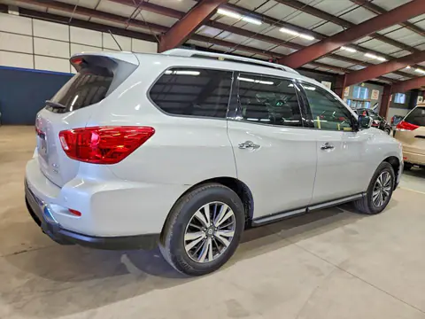 2017 Nissan Pathfinder VIN 5N1DR2MM1HC670100 фото 3