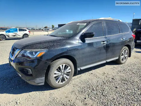 2018 Nissan Pathfinder S VIN 5N1DR2MMXJC637974 фото 1
