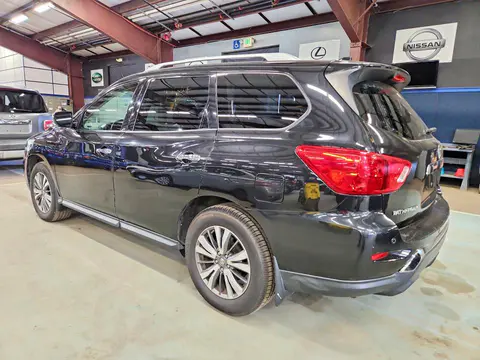 2019 Nissan Pathfinder VIN 5N1DR2MM0KC587961 фото 2