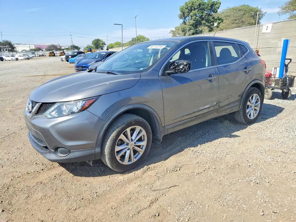 JN1BJ1CP3HW029833 Nissan Rogue Sport 2017 — повреждение Боковая часть, фото до ремонта