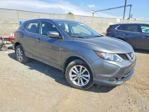 JN1BJ1CP3HW029833 — 2017 Nissan Rogue Sport, фото 4 с аукциона Copart 13.10.2026, Боковая часть