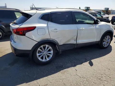 2018 Nissan ROGUE SPORT VIN JN1BJ1CP5JW193655 фото 3