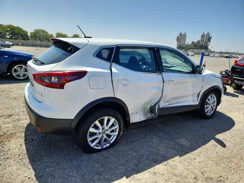 JN1BJ1AV2MW313997 — 2021 Nissan Rogue Sport, фото 3 с аукциона Copart 13.10.2026, Боковая часть