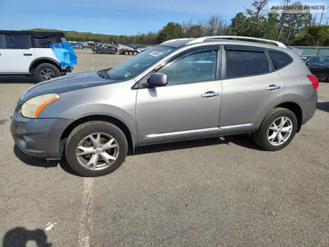 JN8AS5MV8BW690070 — 2011 Nissan Rogue, Сторона, фото до ремонта