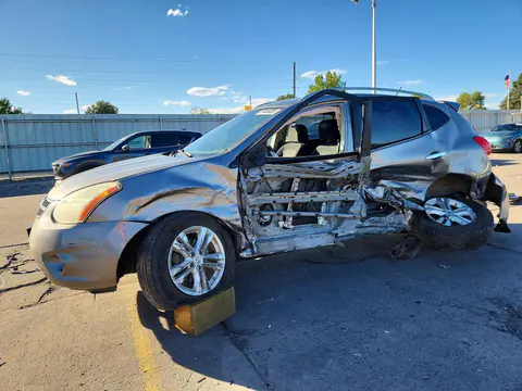 JN8AS5MV0CW701984 — 2012 Nissan Rogue, Боковая часть (Side), фото до ремонта