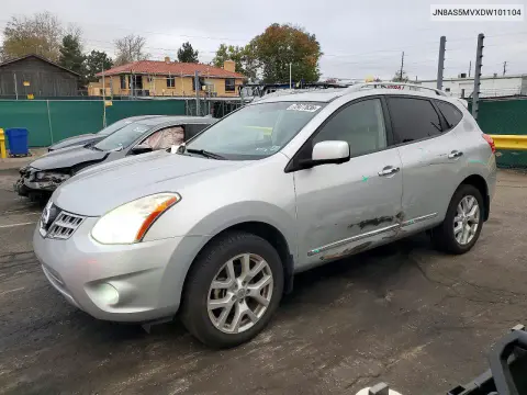 JN8AS5MVXDW101104 — 2013 Nissan Rogue, Сторона, фото до ремонта