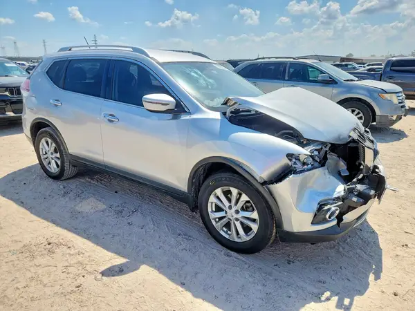KNMAT2MT0GP616861 — 2016 Nissan Rogue, фото 4 с аукциона Copart 29.09.2026, Передняя часть
