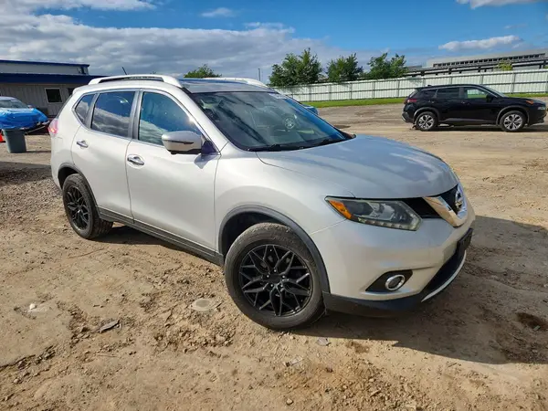 5N1AT2MVXGC822578 — 2016 Nissan Rogue, фото 4 с аукциона Copart 09.10.2026, Естественный износ