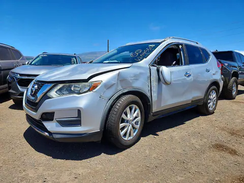 JN8AT2MT3HW144456 — 2017 Nissan Rogue, Передняя часть (Front End), фото до ремонта