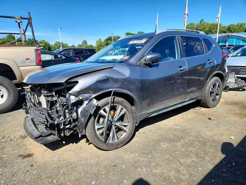 JN8AT2MV5HW263580 — 2017 Nissan Rogue, Передняя часть (Front End), фото до ремонта