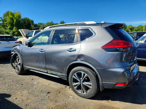 2017 Nissan Rogue VIN JN8AT2MV5HW263580 фото 2
