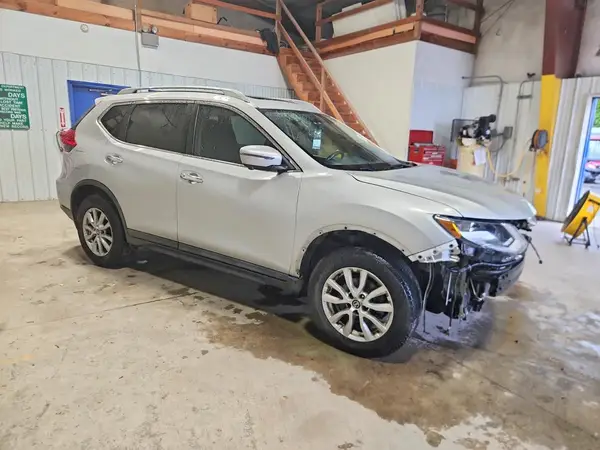 5N1AT2MV9HC749057 — 2017 Nissan Rogue, фото 4 с аукциона Copart 06.10.2026, Передняя часть