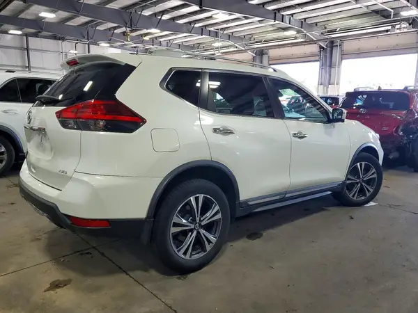 5N1AT2MV5HC793220 — 2017 Nissan Rogue, фото 3 с аукциона Copart, Передняя часть