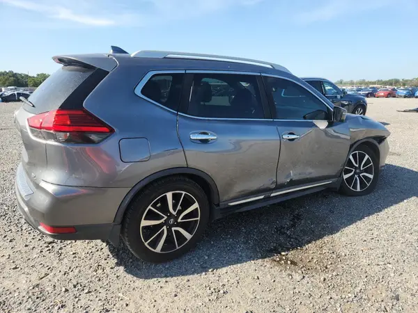 5N1AT2MT5HC756702 — 2017 Nissan Rogue, фото 3 с аукциона Copart, Передняя часть