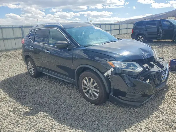 KNMAT2MV3HP566475 — 2017 Nissan Rogue, фото 4 с аукциона Copart, Передняя часть