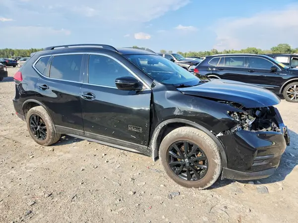 5N1AT2MV9HC758275 — 2017 Nissan Rogue, фото 4 с аукциона Copart, Передняя часть
