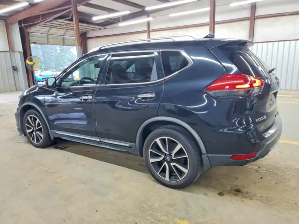 JN8AT2MV8HW272936 — 2017 Nissan Rogue, фото 2 с аукциона Copart 14.10.2026, Передняя часть