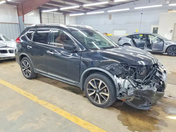JN8AT2MV8HW272936 — 2017 Nissan Rogue, фото 4 с аукциона Copart 14.10.2026, Передняя часть
