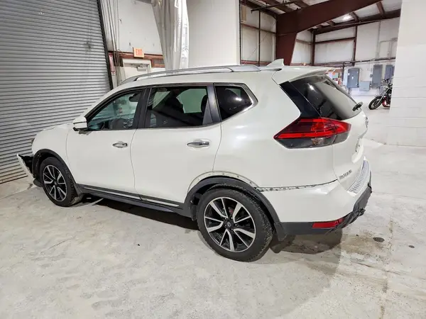 5N1AT2MVXHC811677 — 2017 Nissan Rogue, фото 2 с аукциона Copart 12.10.2026, Передняя часть