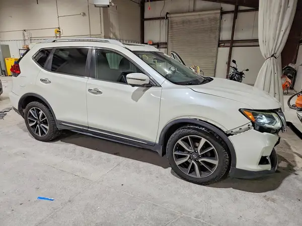5N1AT2MVXHC811677 — 2017 Nissan Rogue, фото 4 с аукциона Copart 12.10.2026, Передняя часть