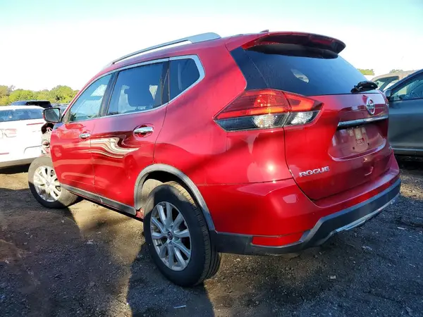 JN8AT2MV1HW262667 — 2017 Nissan Rogue, фото 2 с аукциона Copart, Передняя часть